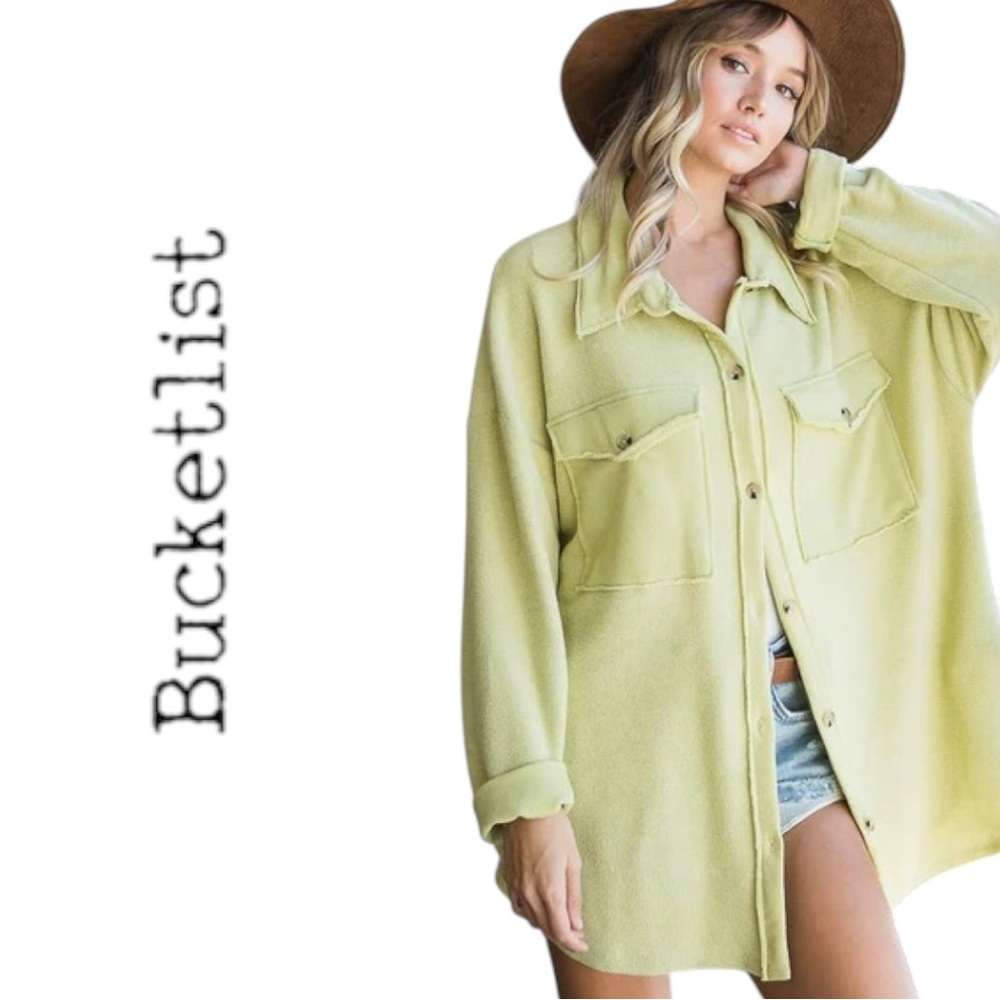 BUCKETLIST Oversized Shirt Top with Big Chest Pockets - Size M
